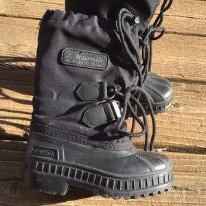 Kids Kamik snow boots